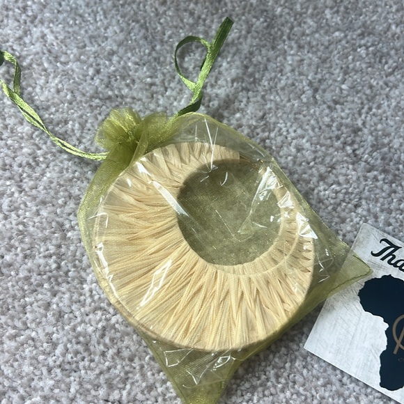 Raffia Hoop Earrings Large Size 3.5” Statement Earrings - Picture 4 of 5